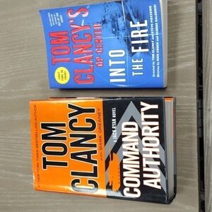TOM clancy's books set 2
